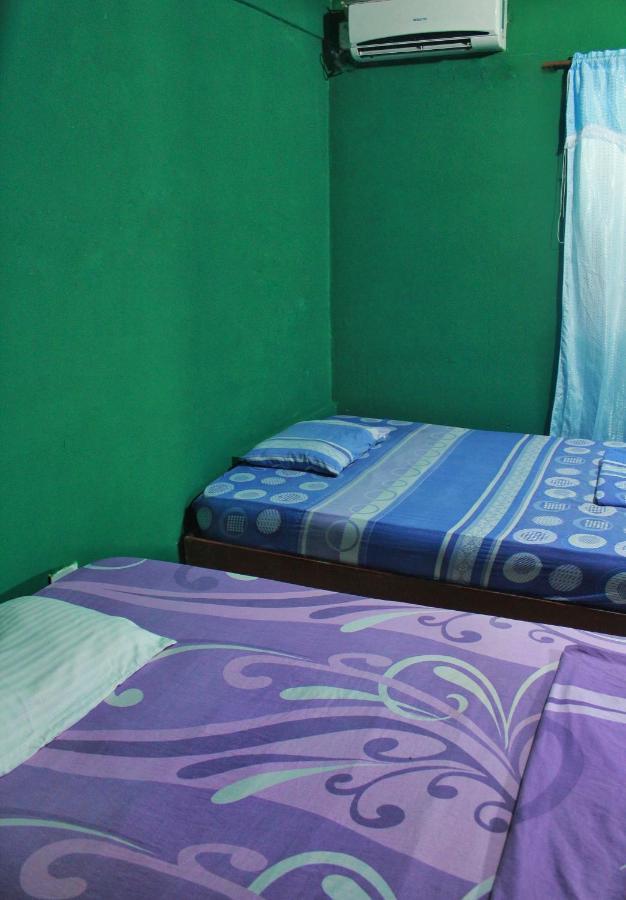 Twin Fin Plaza Hostel Bocas Town Luaran gambar