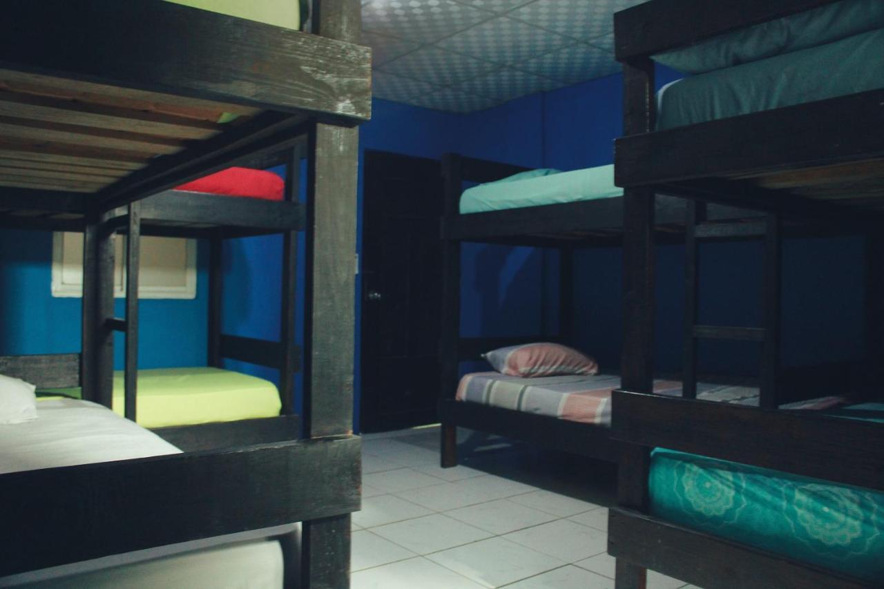 Twin Fin Plaza Hostel Bocas Town Luaran gambar