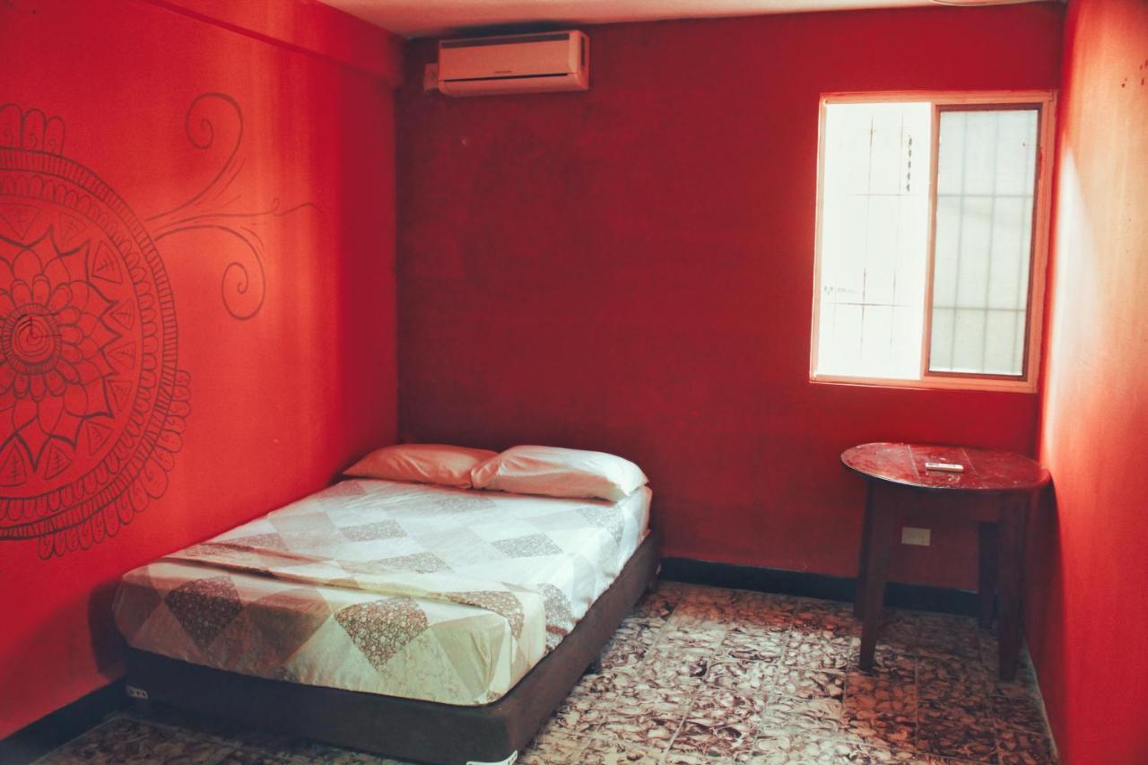 Twin Fin Plaza Hostel Bocas Town Luaran gambar